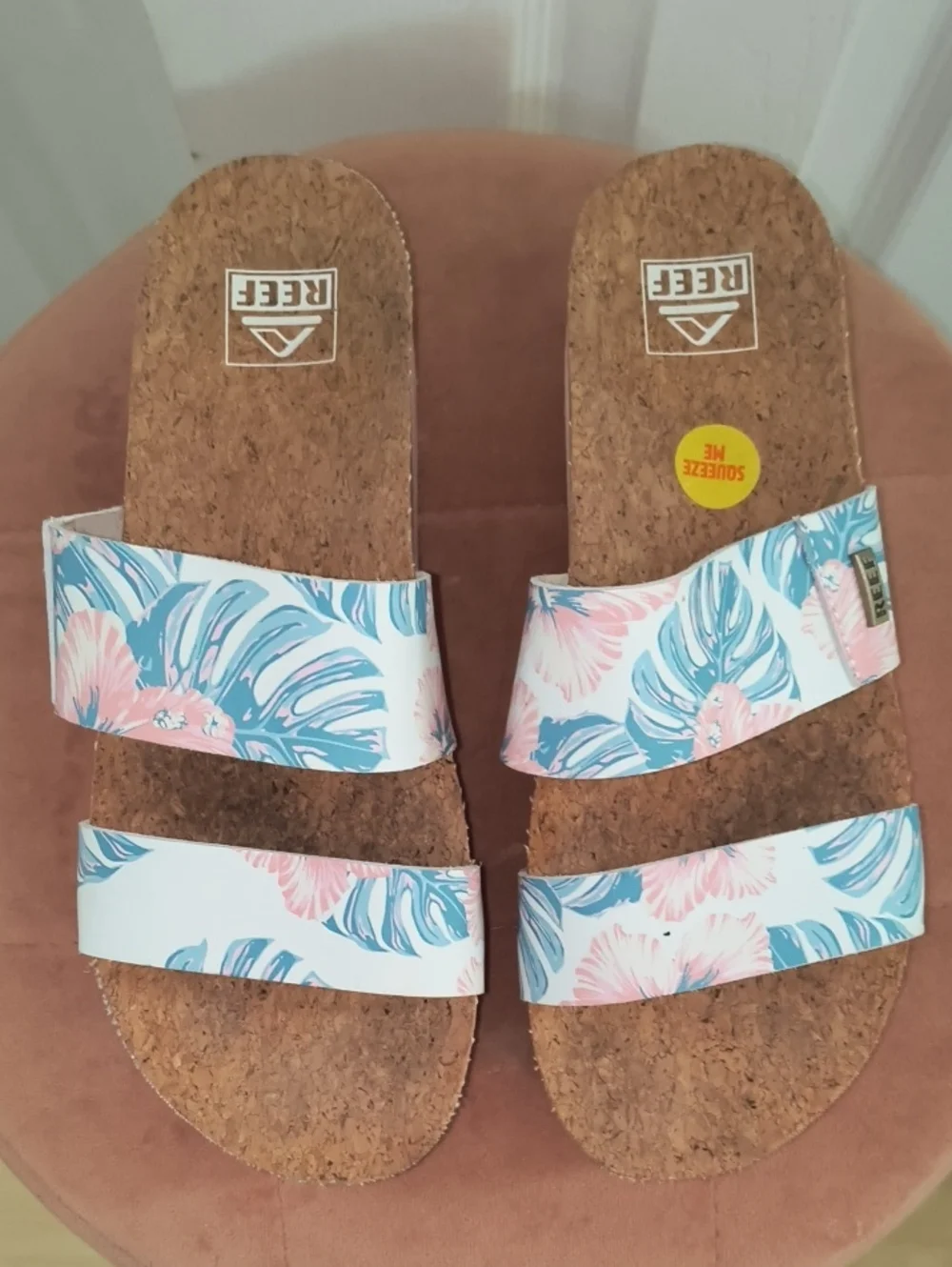 Reef Cushion Vista Hi Sandals Size 8